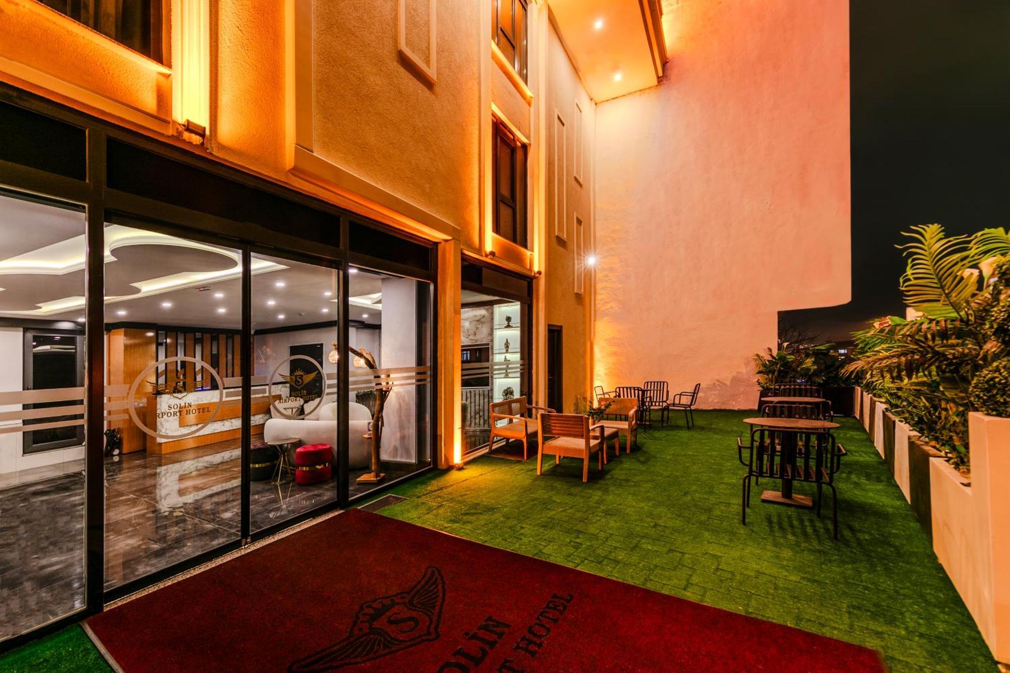 Hotel Solin Airport